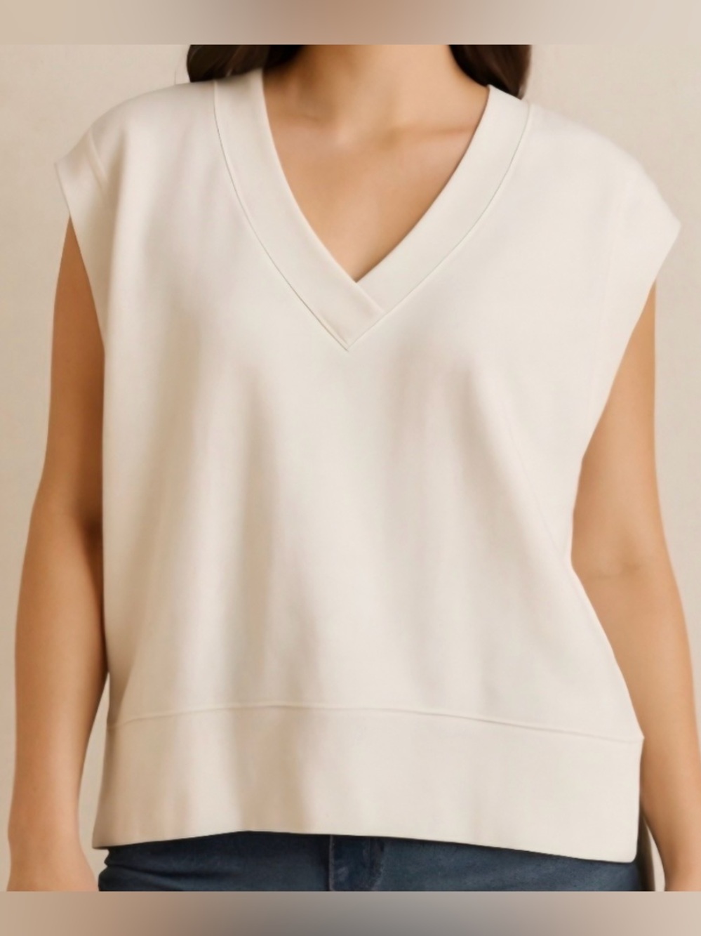 ATHLETA Retroterry V-Neck Sweatshirt Tee Sweater Vest
Ivory Cream